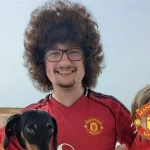 HLV Carrick lên tiếng về CĐV Man United '28 tháng không cắt tóc': 'Biết chuyện nhưng không ảnh hưởng đội bóng' 1