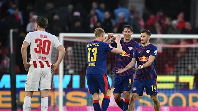 Nhận định Bayern Munich vs Leipzig (2h45 ngày 122) Vé đi tiếp cho Hùm xám 2 Nhận định Bayern Munich vs Leipzig (2h45 ngày 122) Vé đi tiếp cho Hùm xám 2